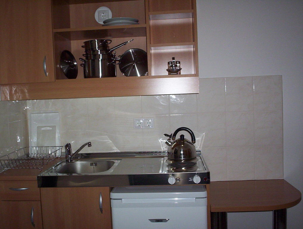 Uni-Hotel Diakotthon Miskolc Dış mekan fotoğraf