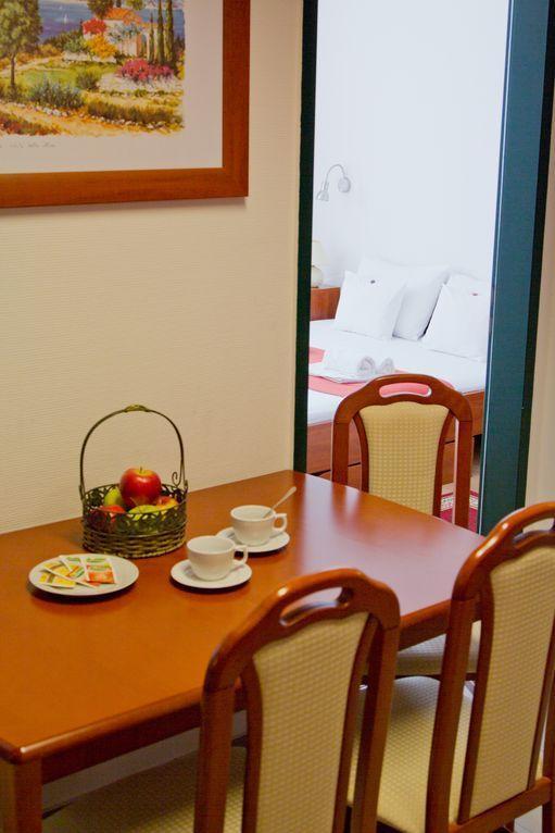 Uni-Hotel Diakotthon Miskolc Dış mekan fotoğraf