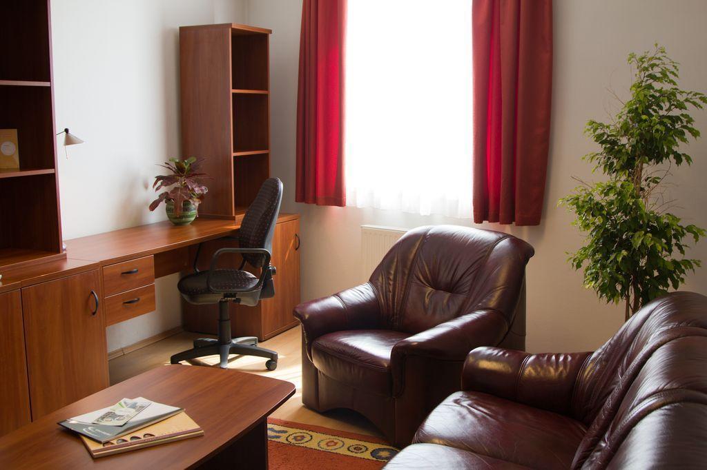 Uni-Hotel Diakotthon Miskolc Dış mekan fotoğraf
